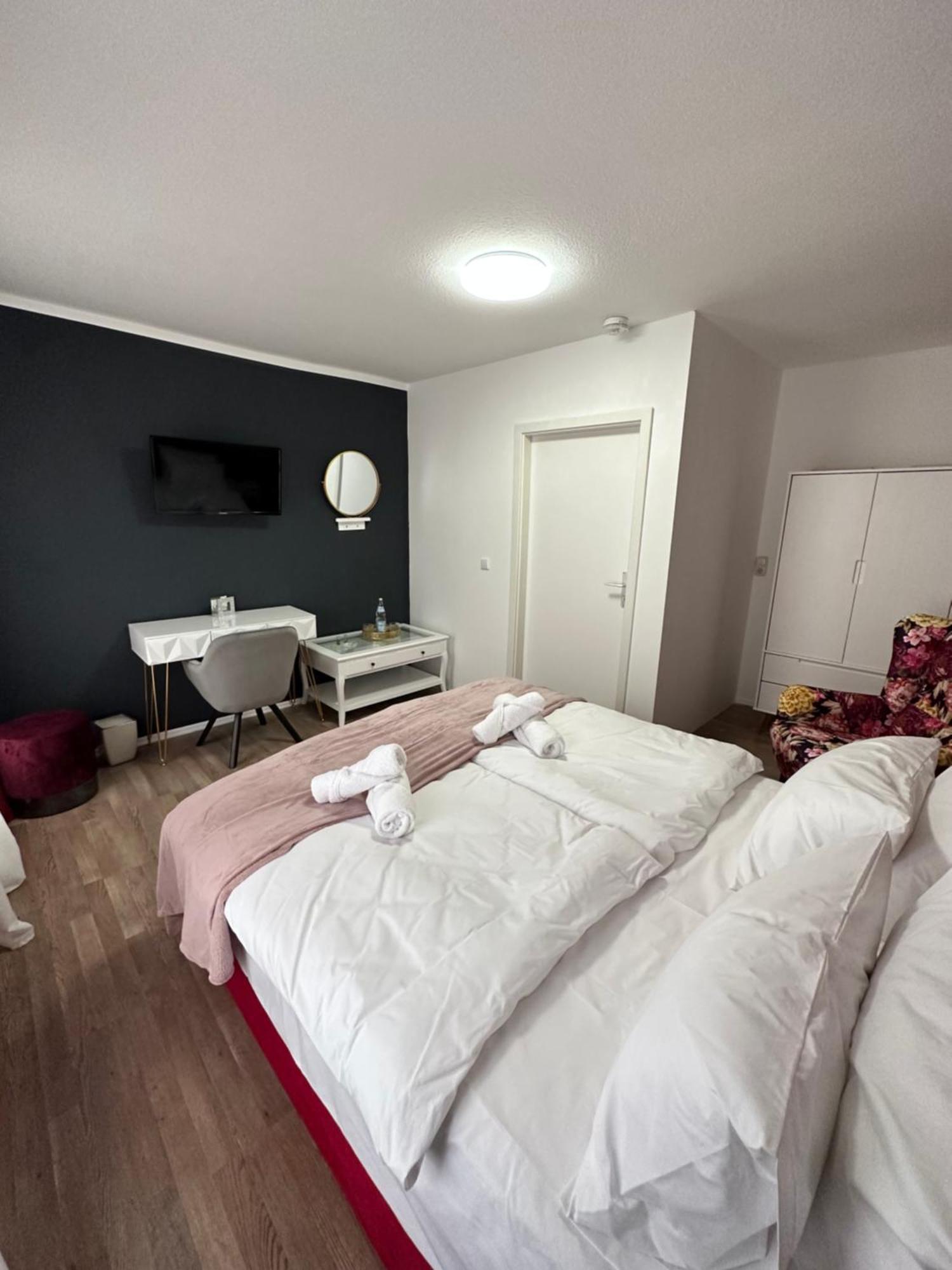 Ferienwohnung Bx Плауен Екстериор снимка