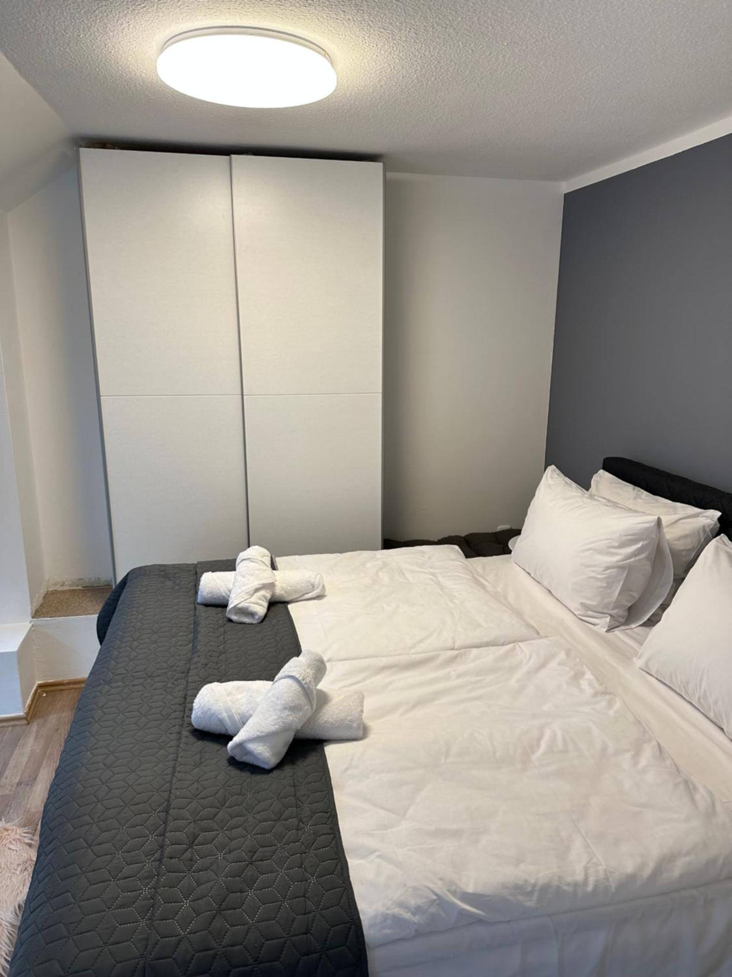 Ferienwohnung Bx Плауен Екстериор снимка